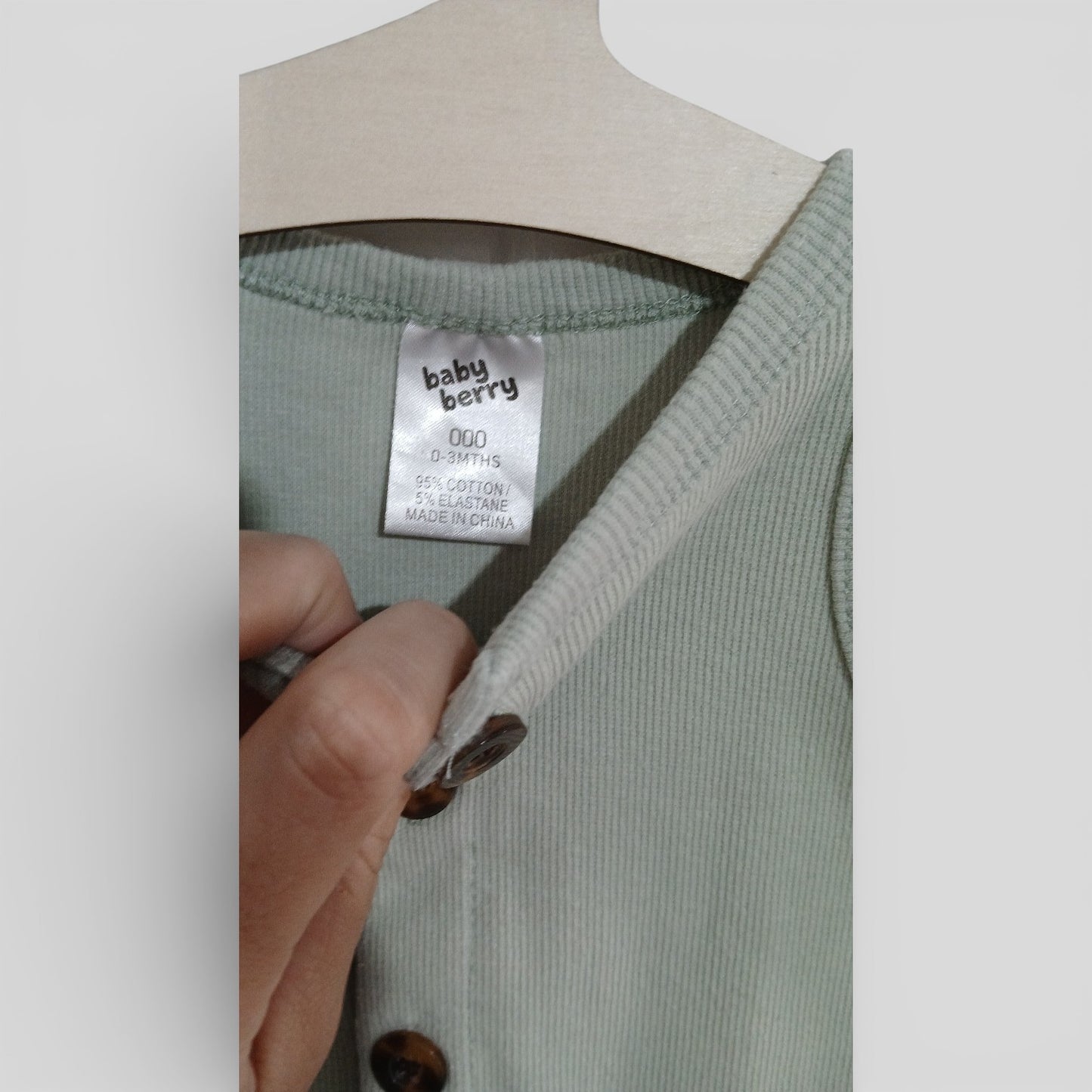 (000JNR) Baby Berry | Green Romper