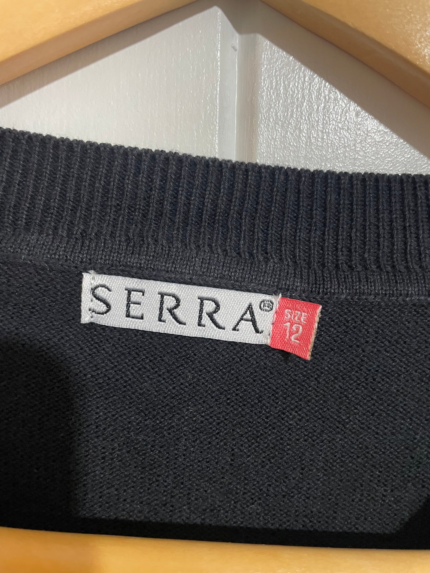 (12) Serra | Diamond Sweater