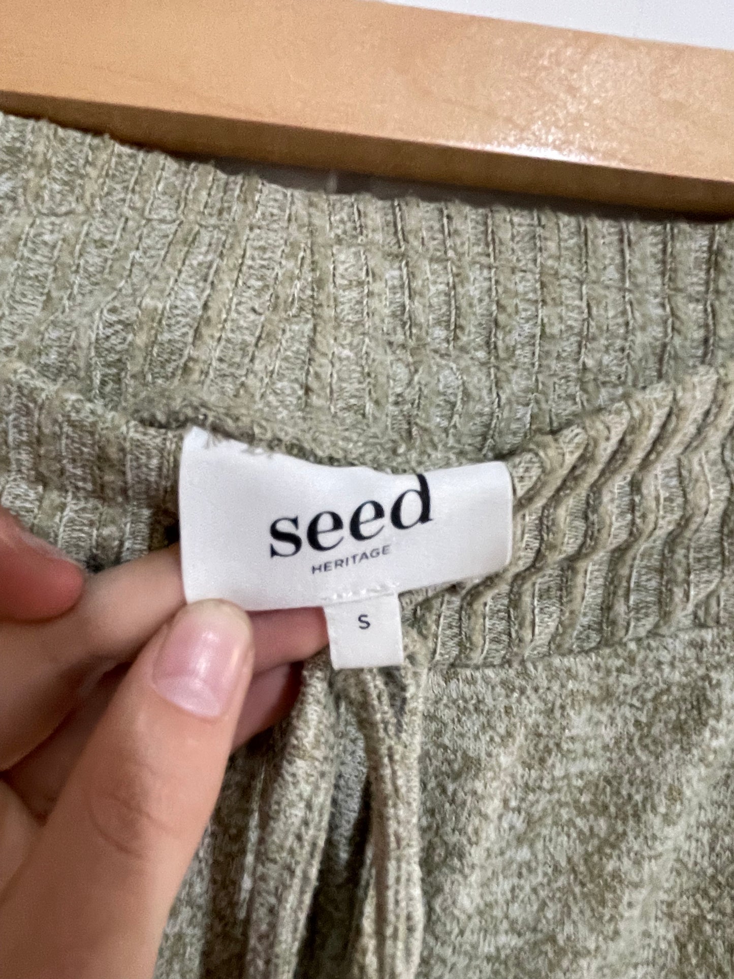 (S) Seed | Trackpants