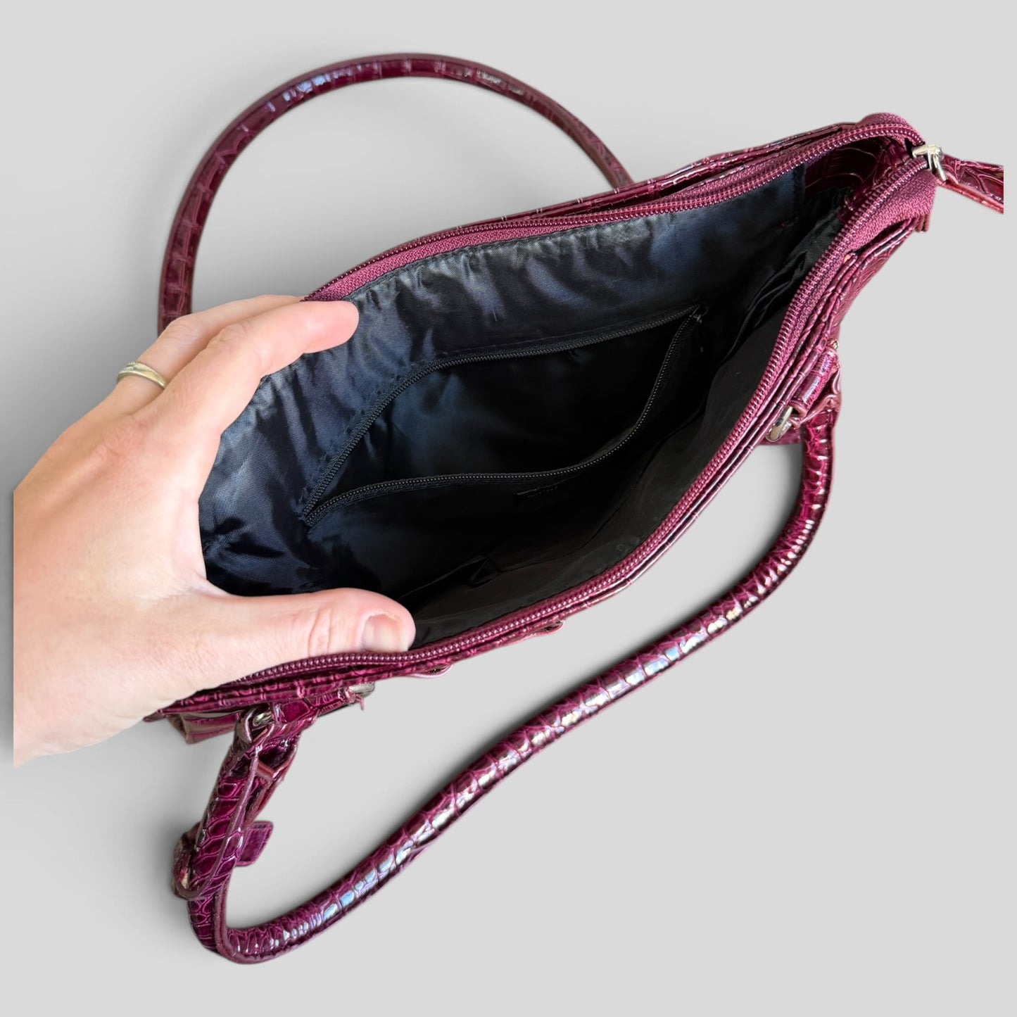 Handbag | Maroon/Red Croc Embossed