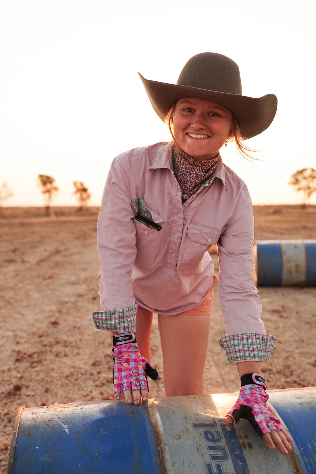 FarmHER Hands | 'River Gum' | UPF50+ Gloves