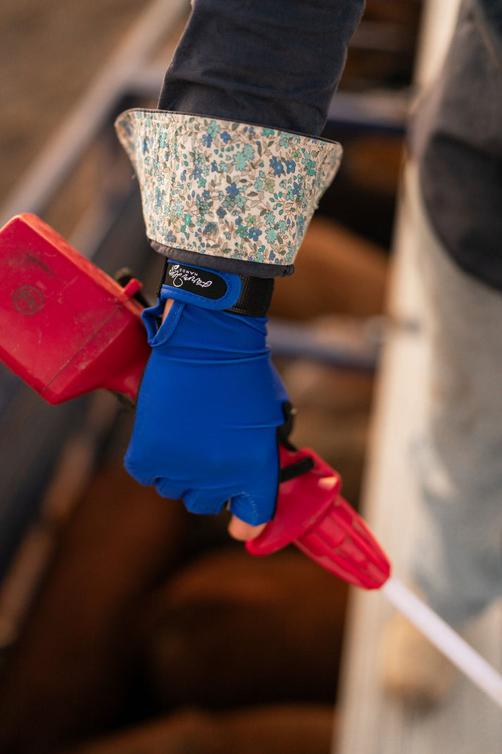 FarmHER Hands | 'The Staple Blue' | UPF50+ Gloves