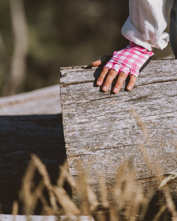 FarmHER Hands | 'Gingham Gal' | UPF50+ Gloves