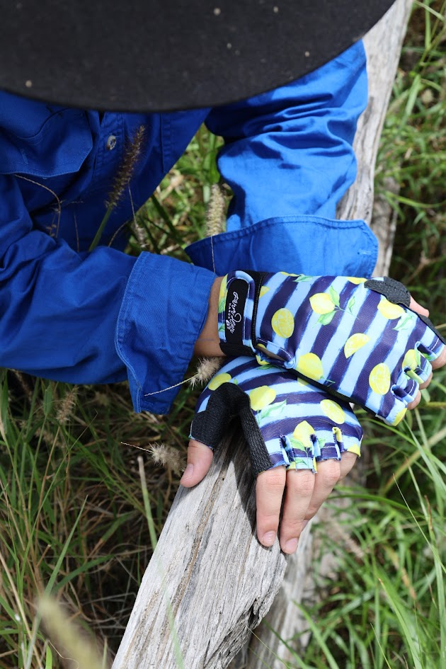 FarmHER Hands | 'Little Lemon' | UPF50+ Gloves
