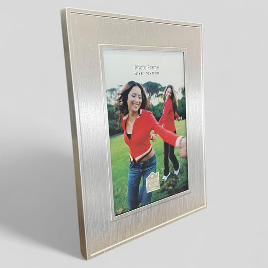 Photoframe | Brushed Silver | 4" x 6"