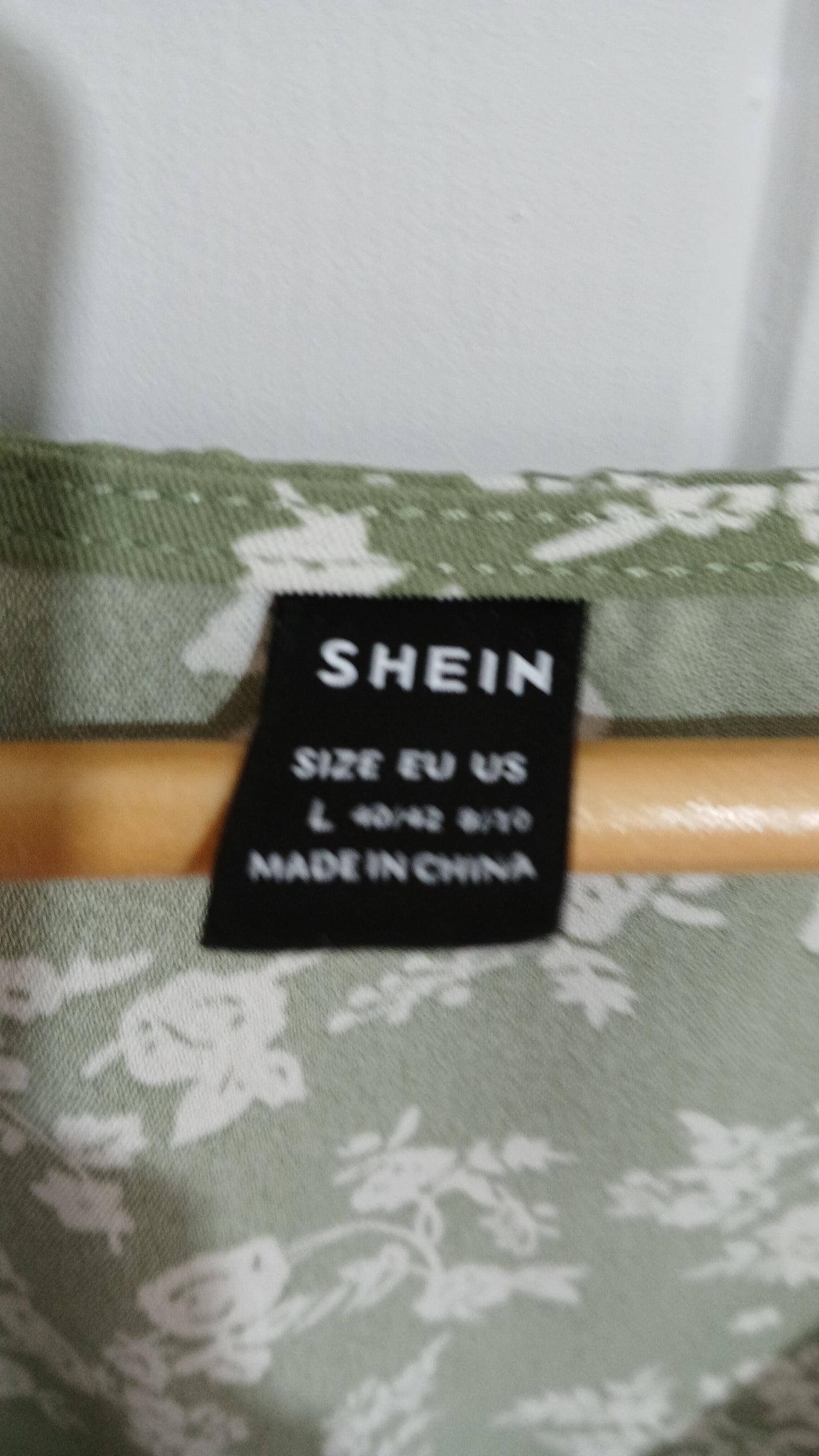 (L) Shein | Green Floral Blouse