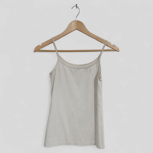 (10) Target | White Singlet