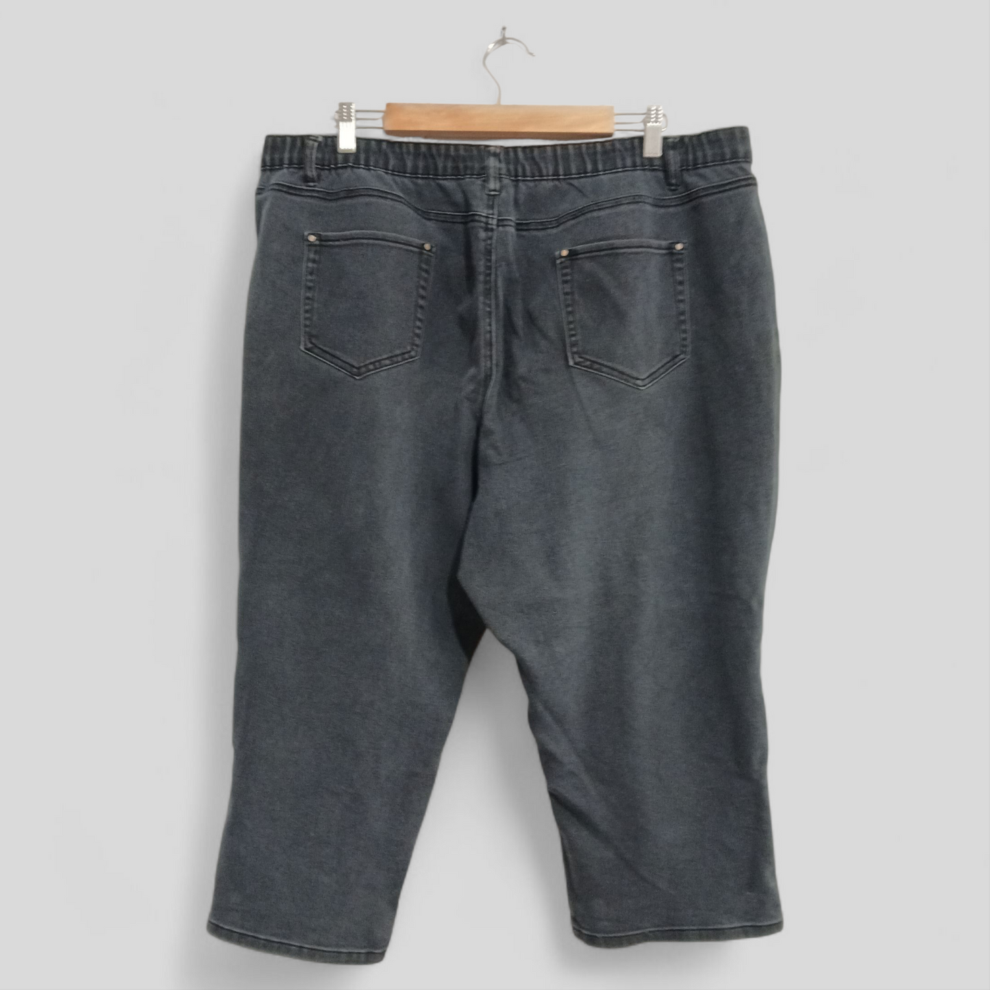 (22) Rockmans | Denim Capris