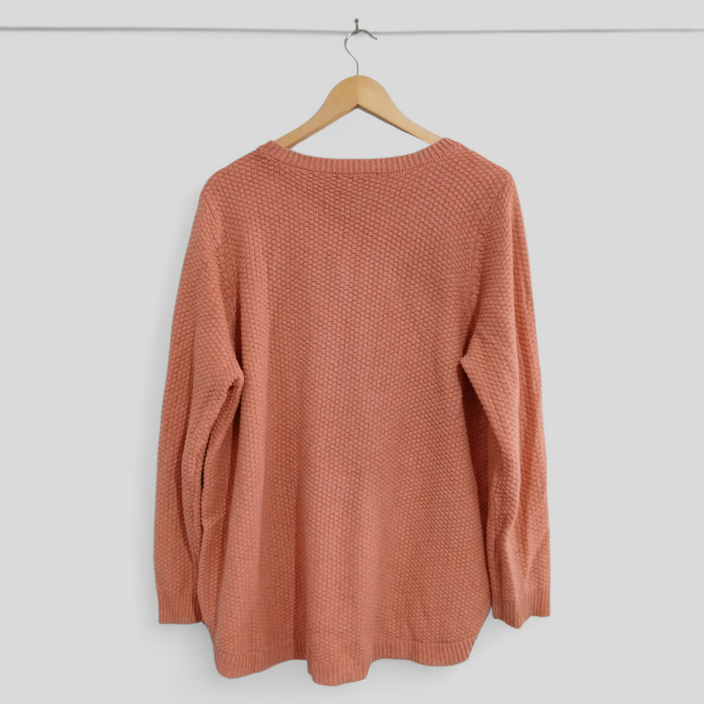 (XL) Katies | Jumper w Button Detail