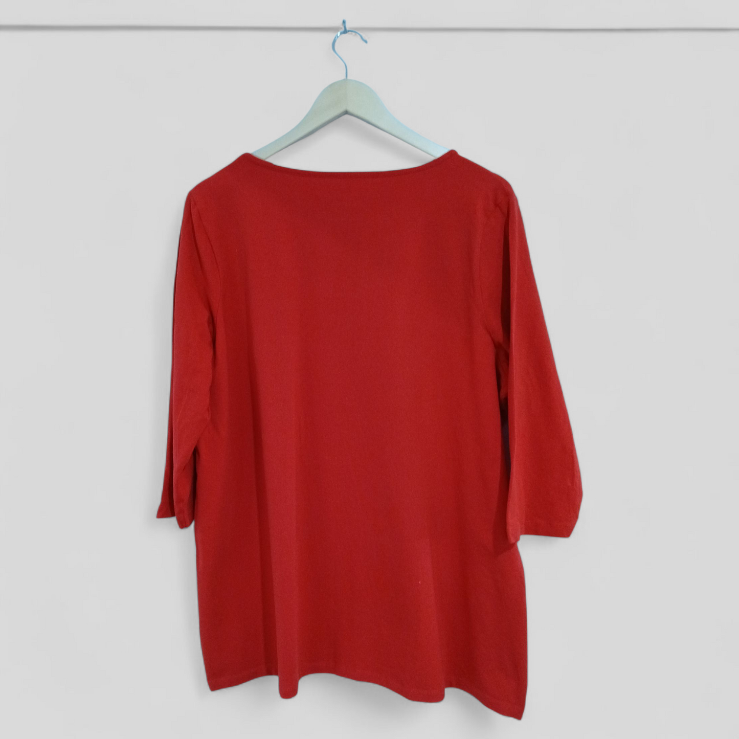 (22) Autograph | Red Shirt