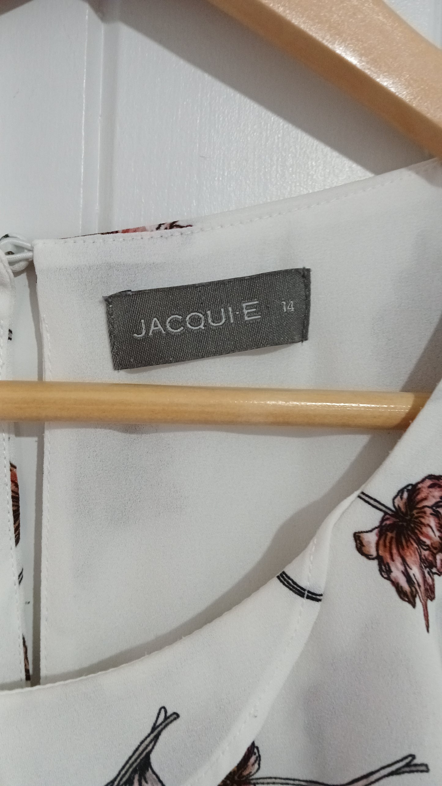 (14) Jaquie | Floral Blouse