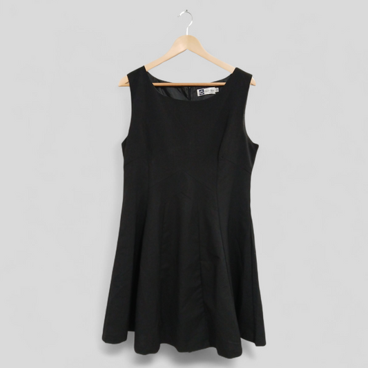 (L) Claude D'Alban | Dress