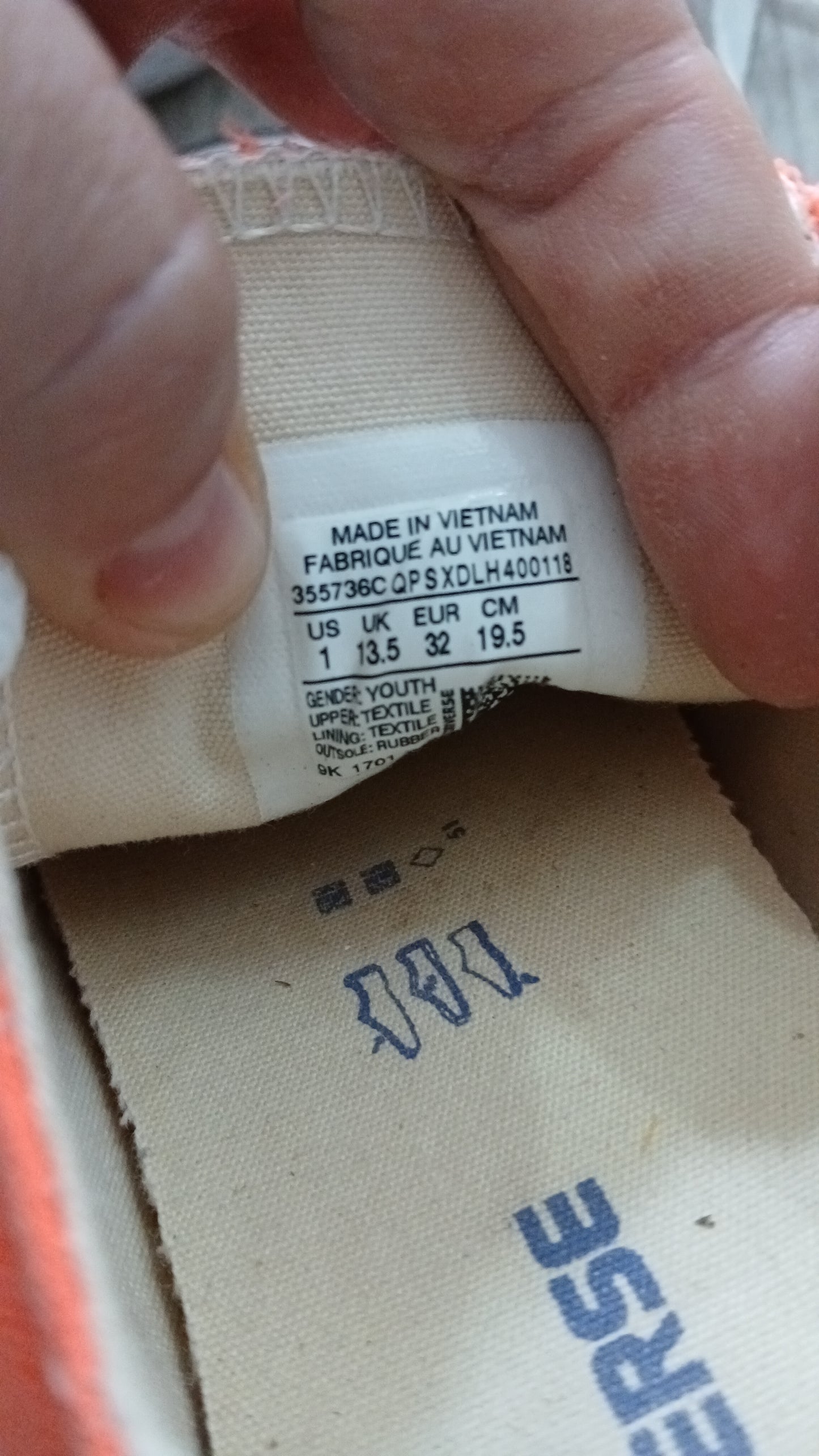 (32) Converse | Orange