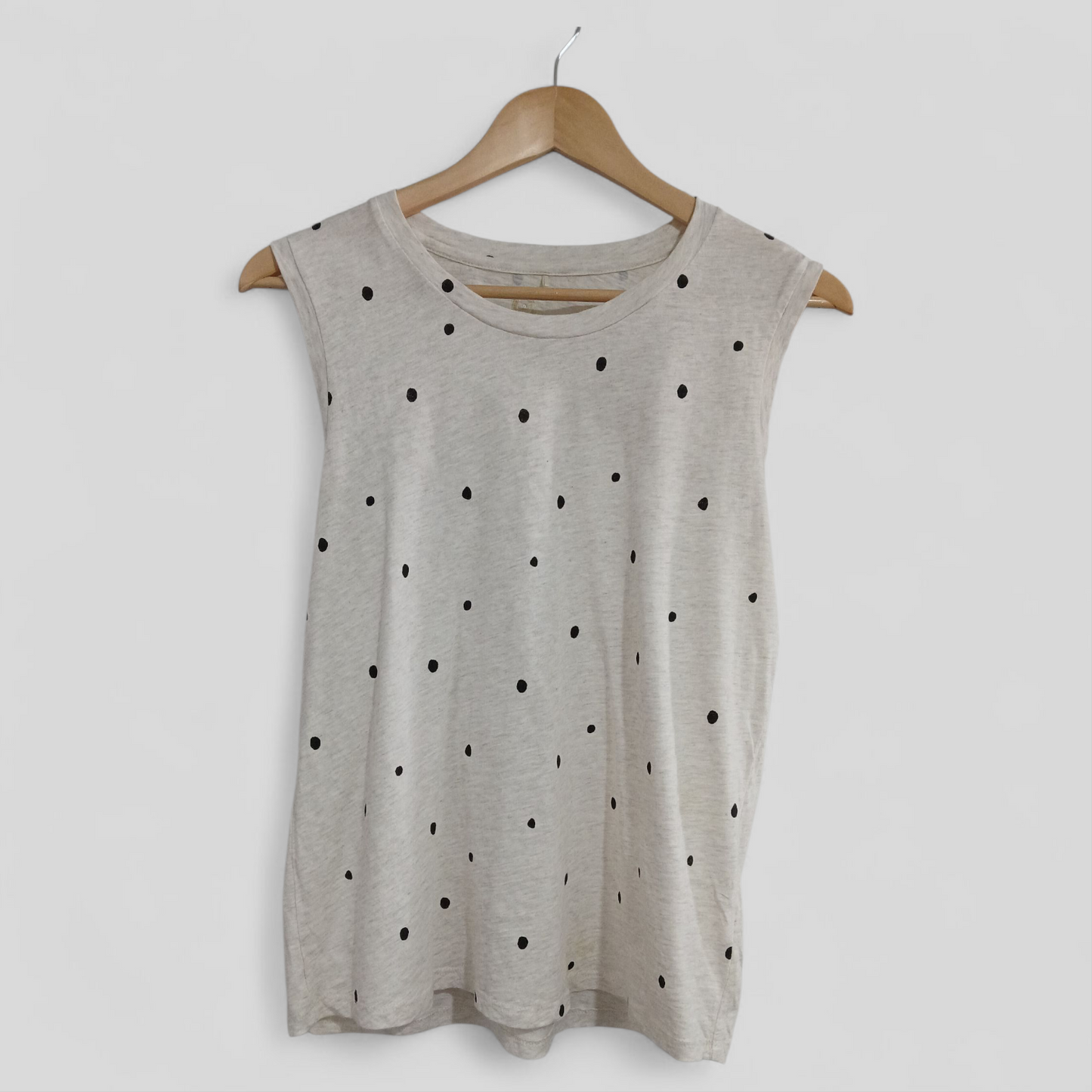 (14) Relaxed Tank