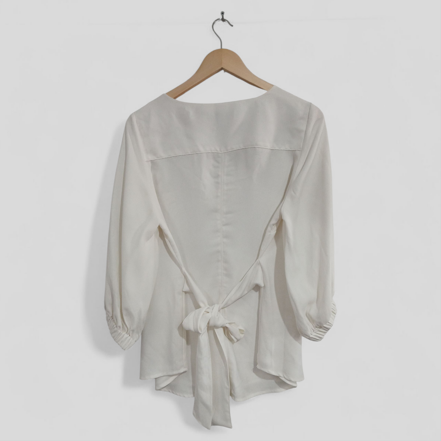 (14) Preview | White Blouse