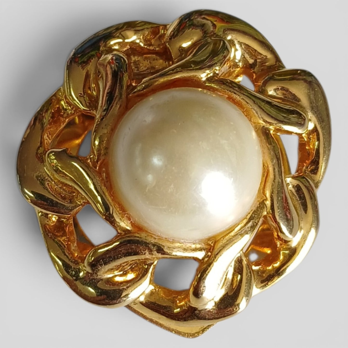 Brooch | Gold Flower Pearl