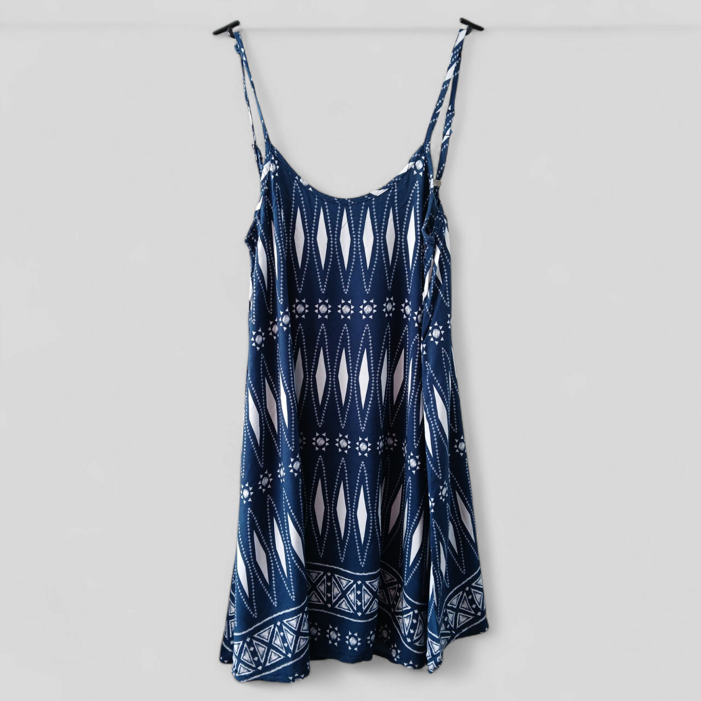(10-12) Sundrenched Australia | Navy Patterned Dress