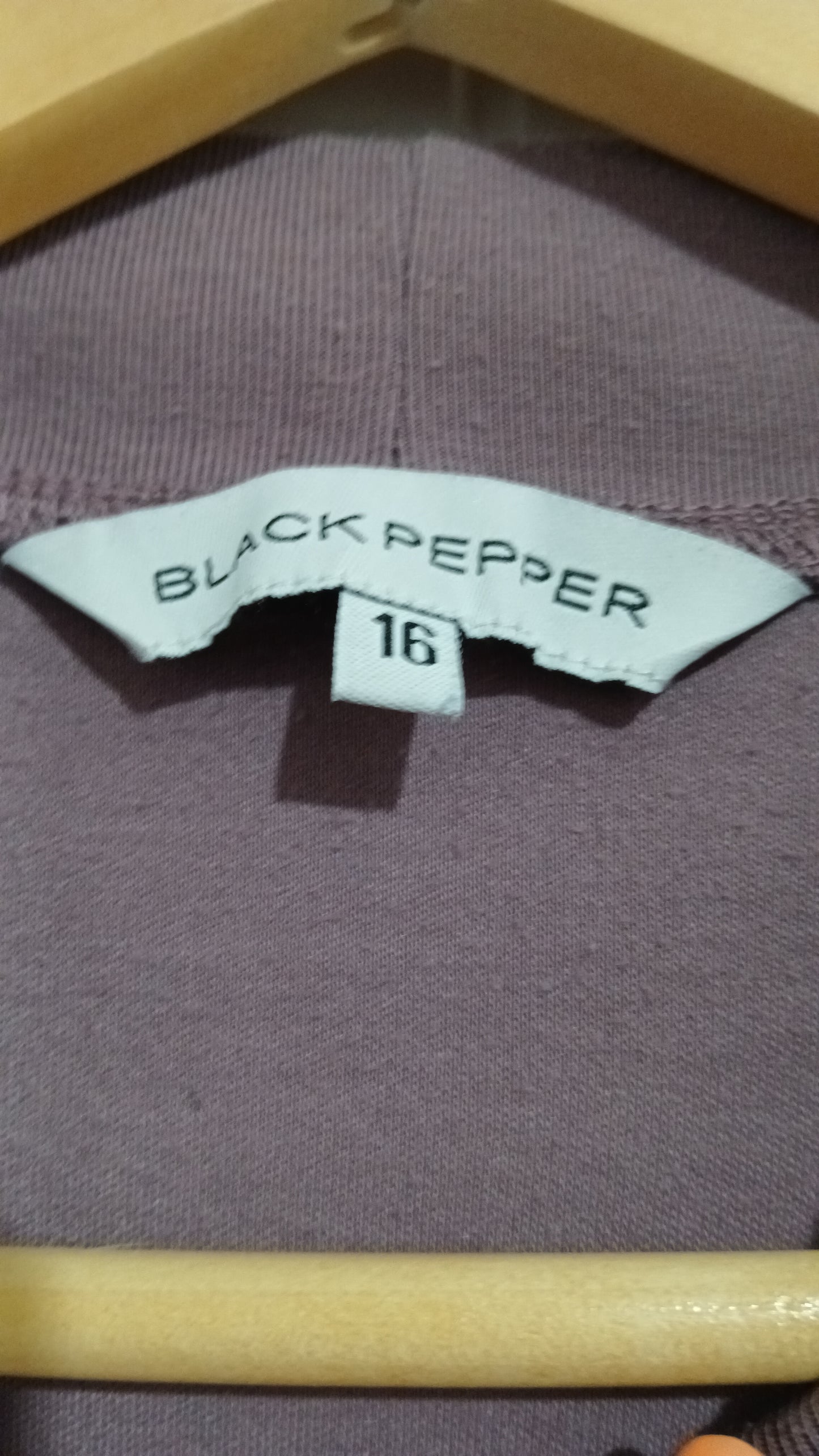 (16) Black Pepper | LS Shirt