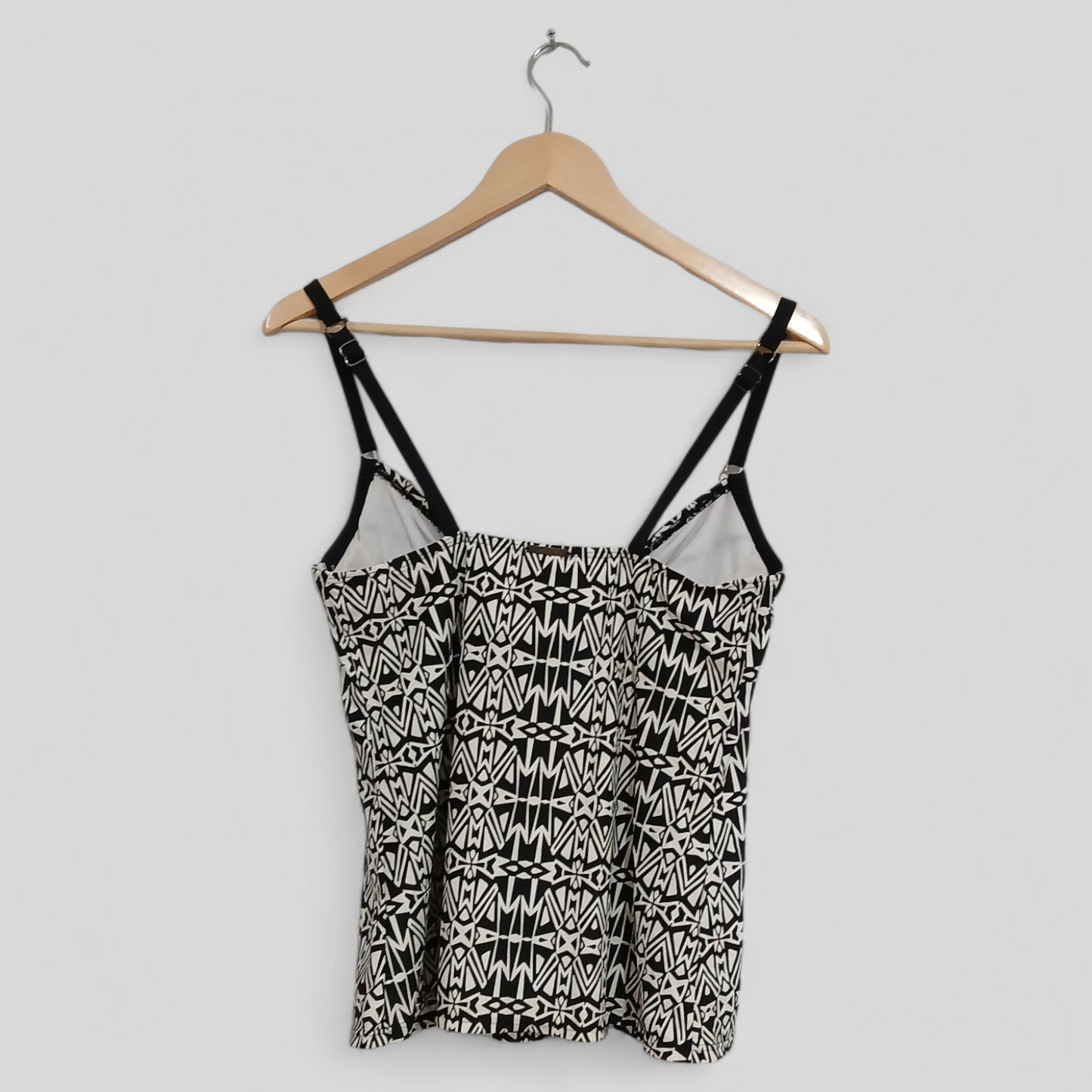 (36DD) Swim Systems | Swim Top