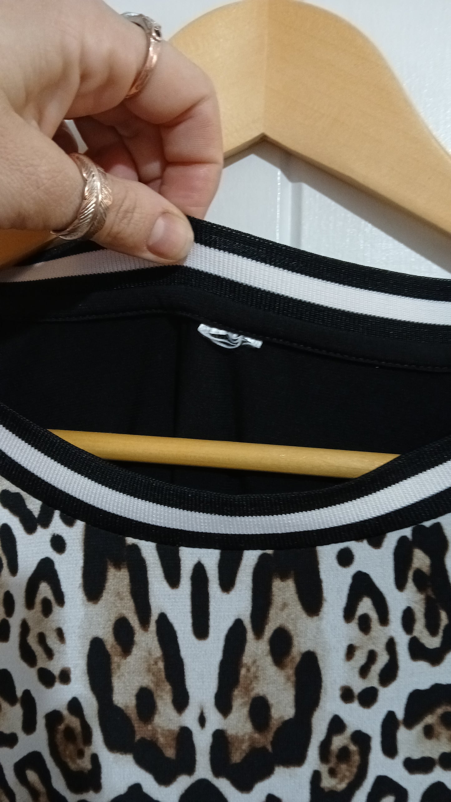 (16) Animal Print Tee