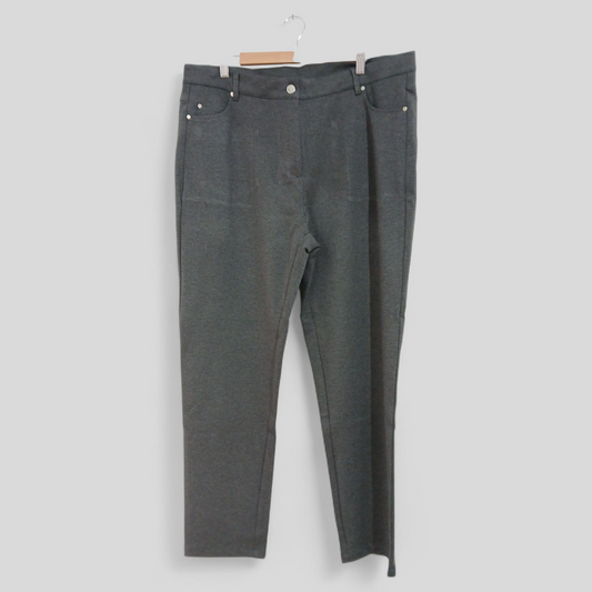 (18) Maglia | Grey Pants