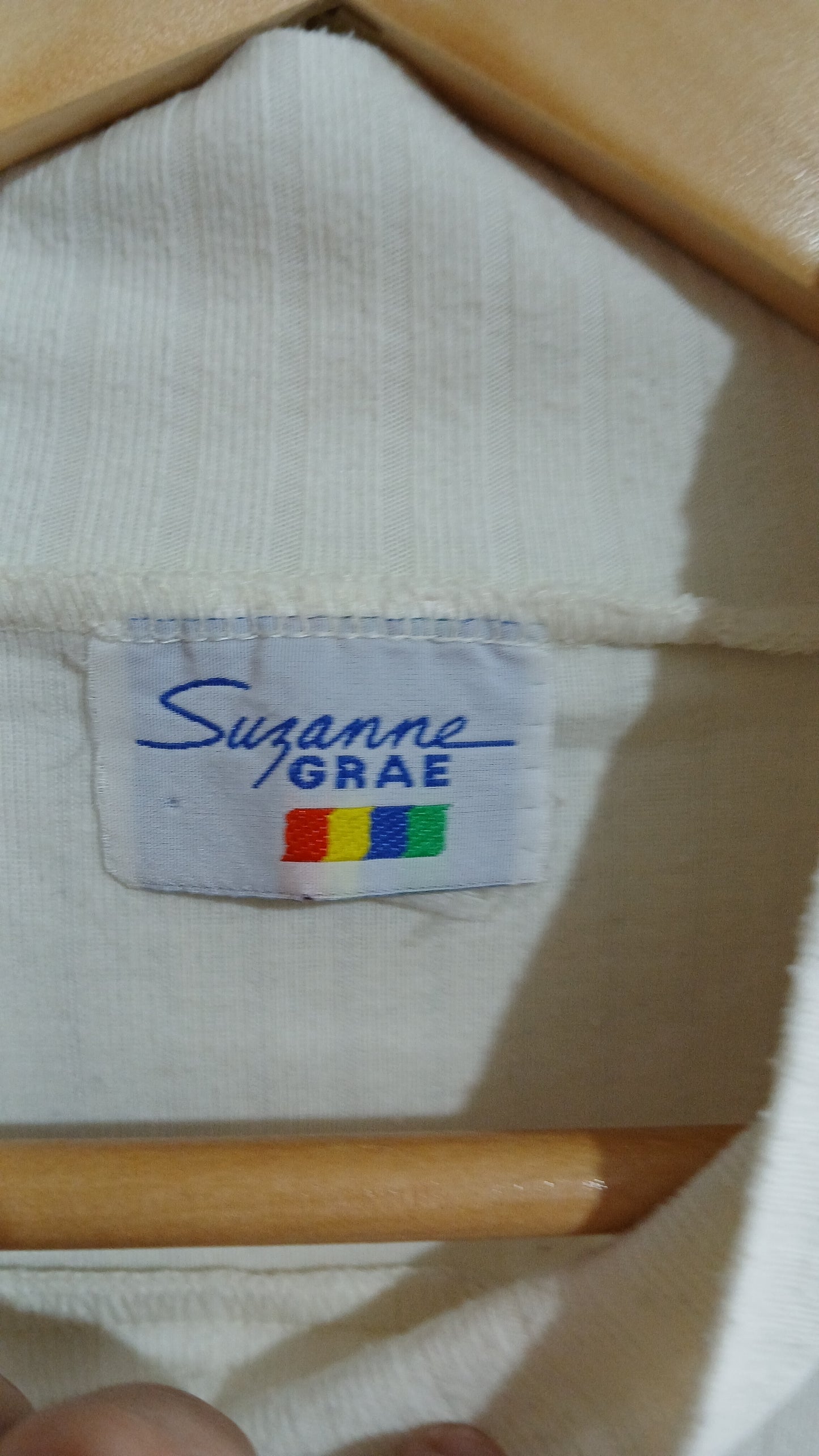 (XL) Suzannegrae | White LS Shirt