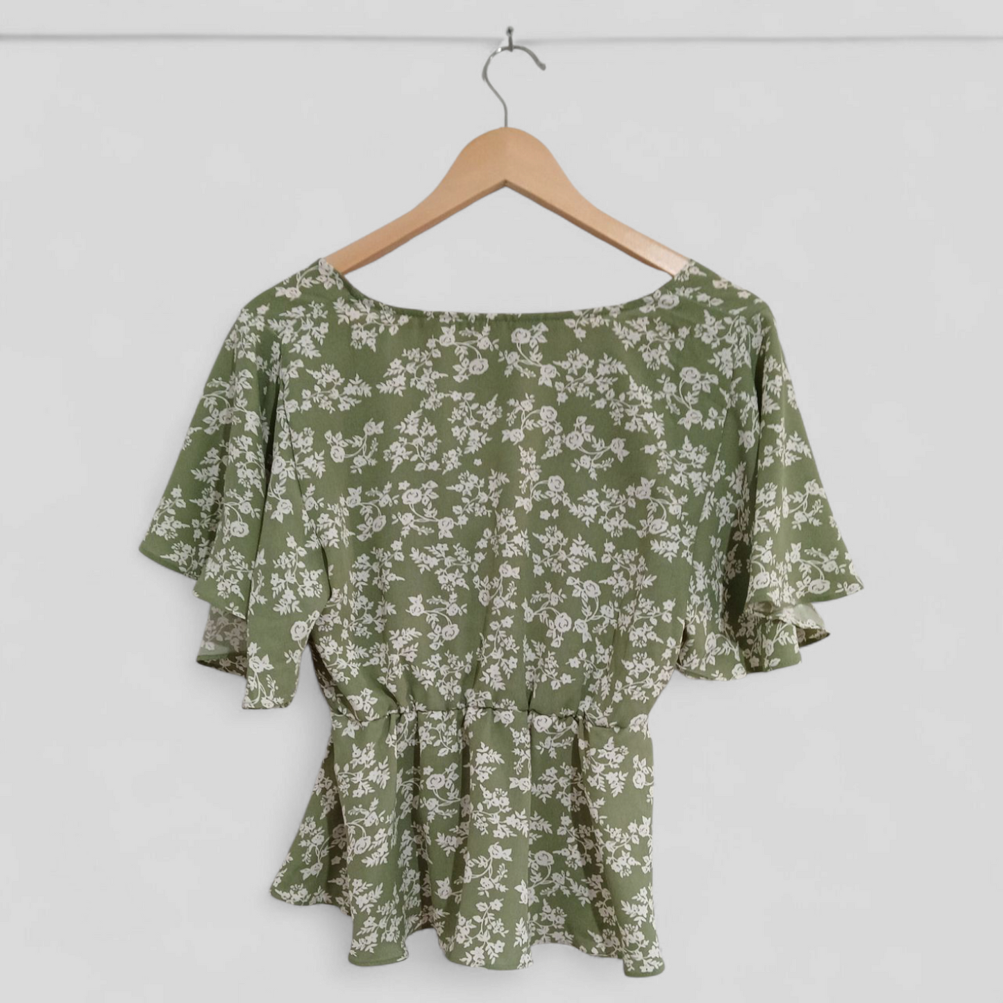 (L) Shein | Green Floral Blouse