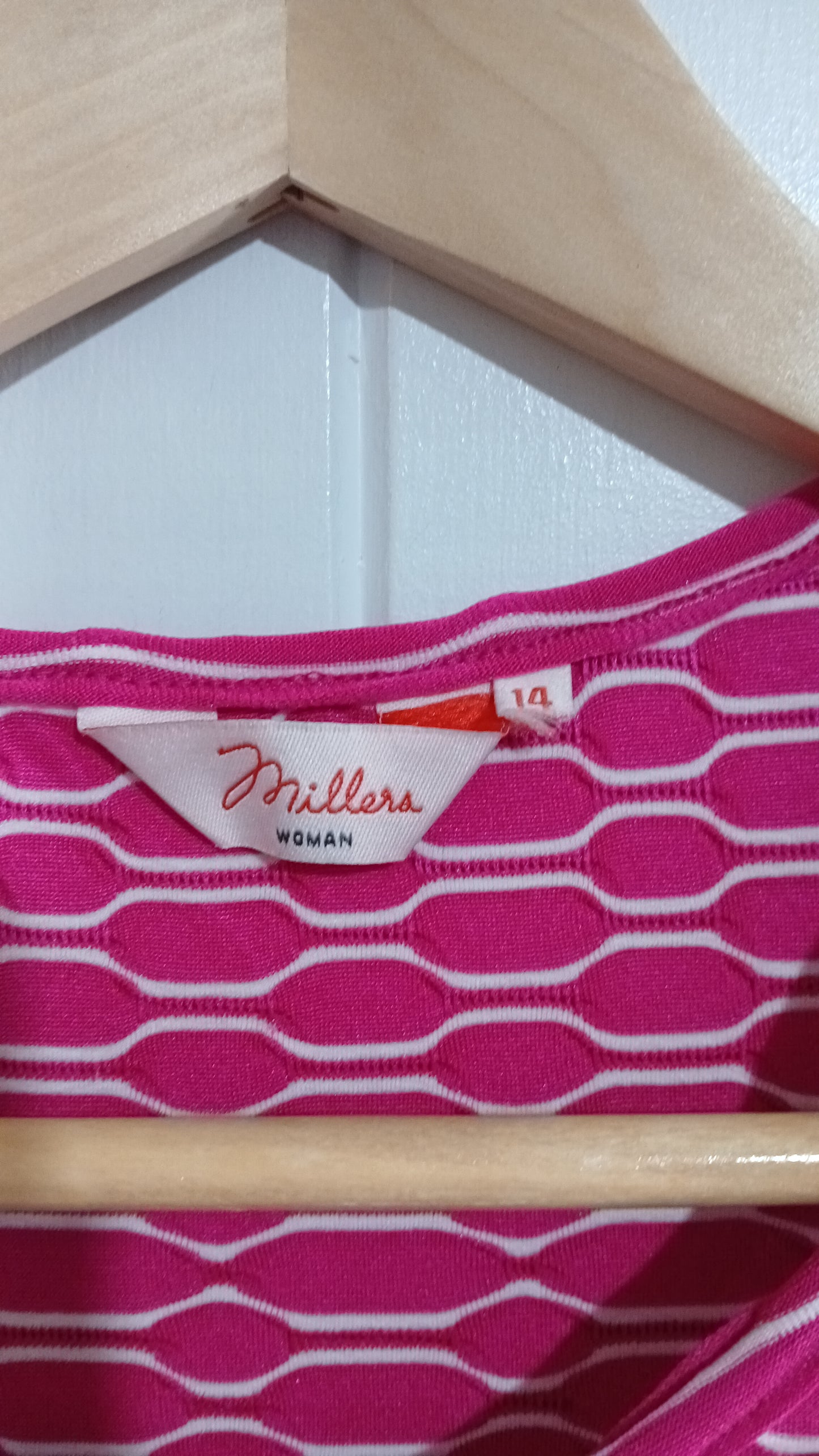 (14) Millers | Pink/White Textured Tee