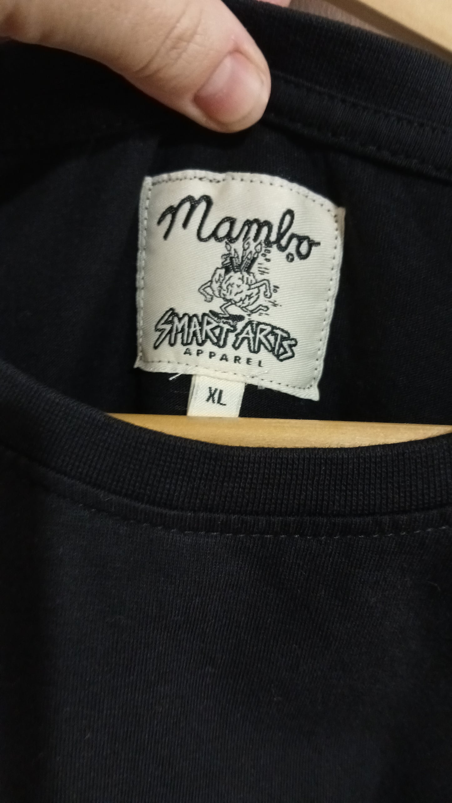 (XL) Mambo | Tee