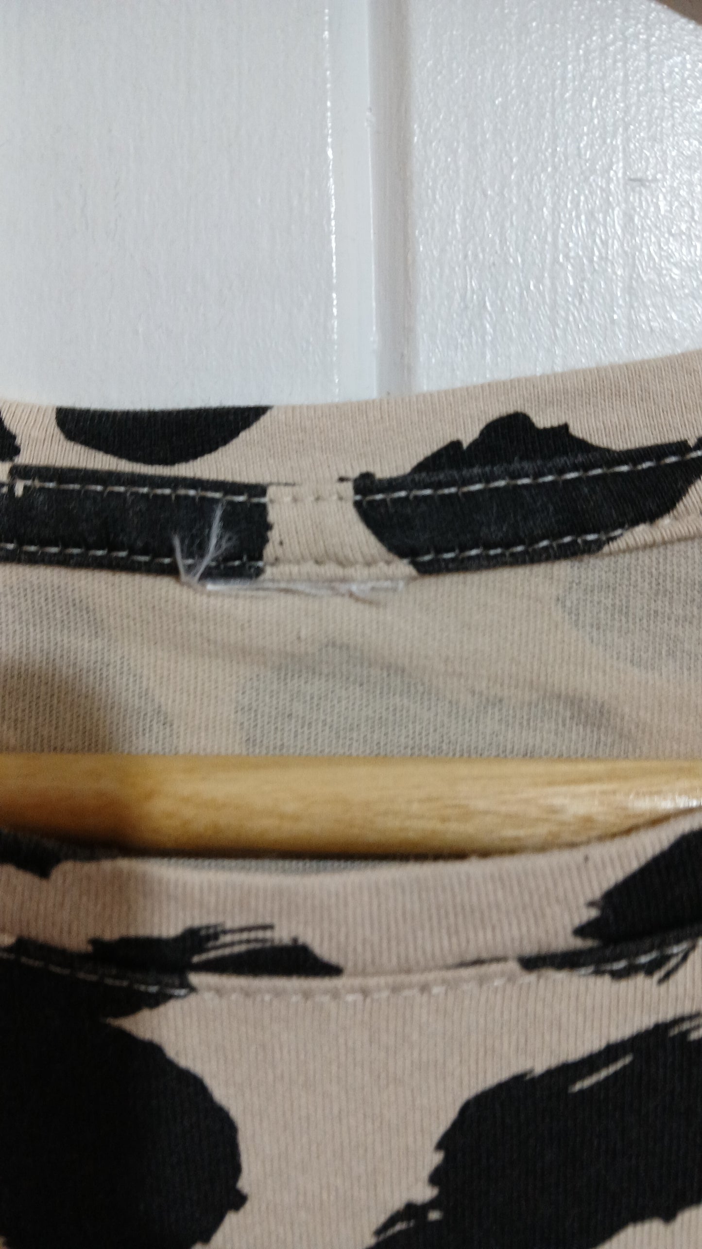 (L) Animal Print Tee