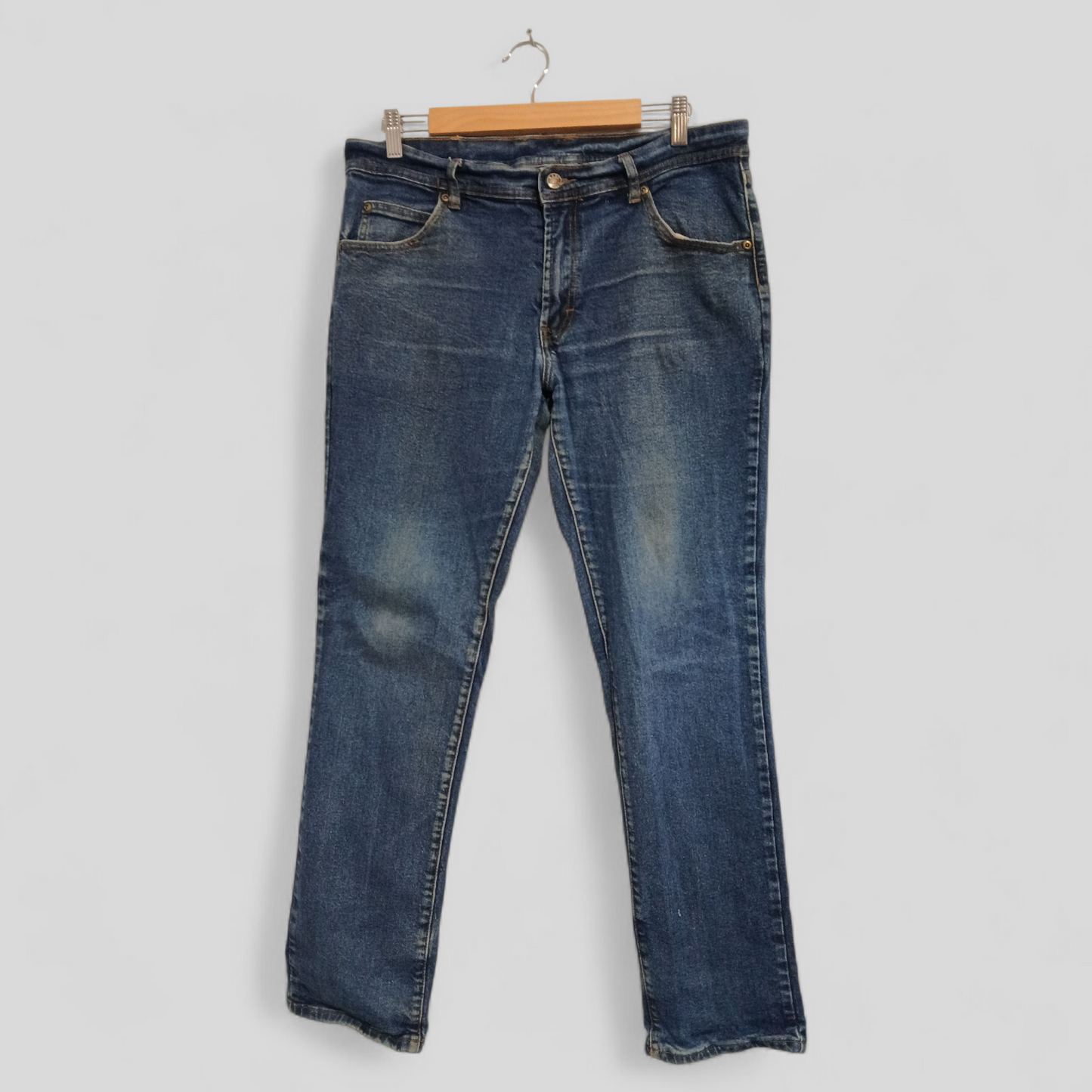 (16) Hard Yakka | Jeans
