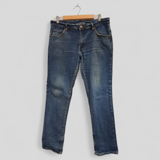(16) Hard Yakka | Jeans