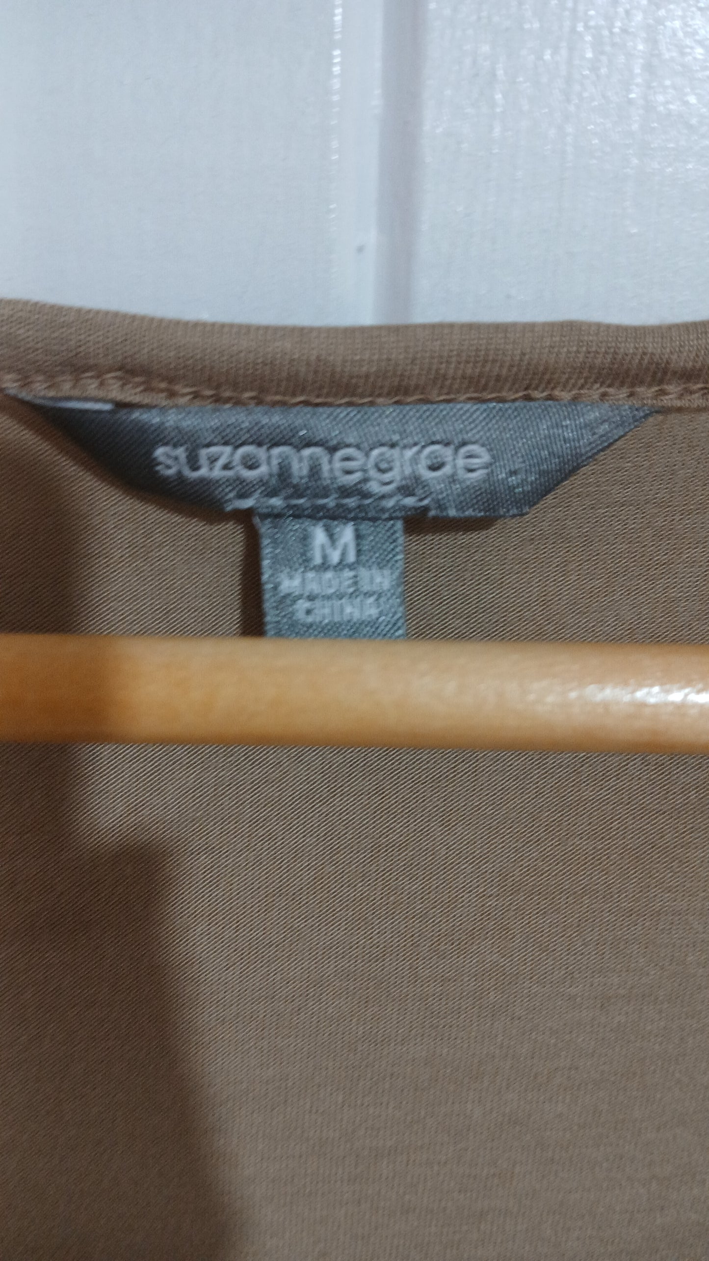 (M) Suzannegrae | Brown/Red/Black Tee