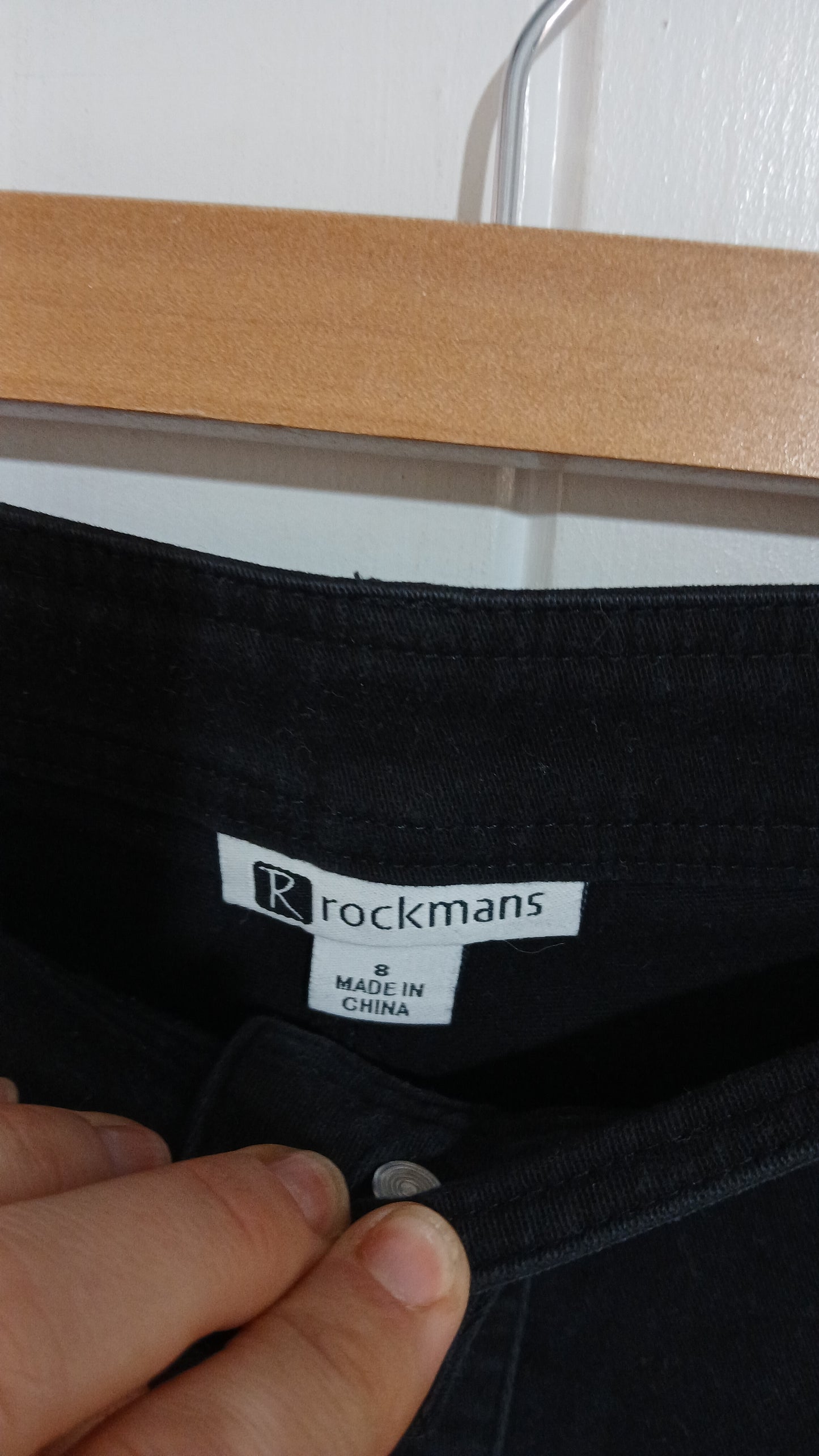 (8) Rockmans | Black Shorts