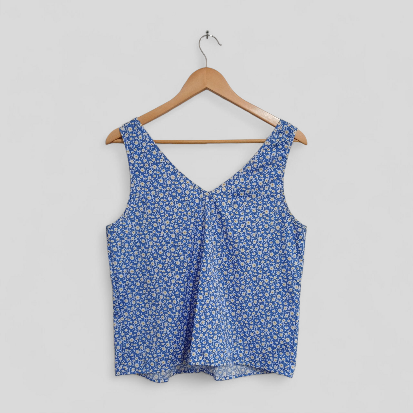 (L) Shein | Blue Floral Blouse