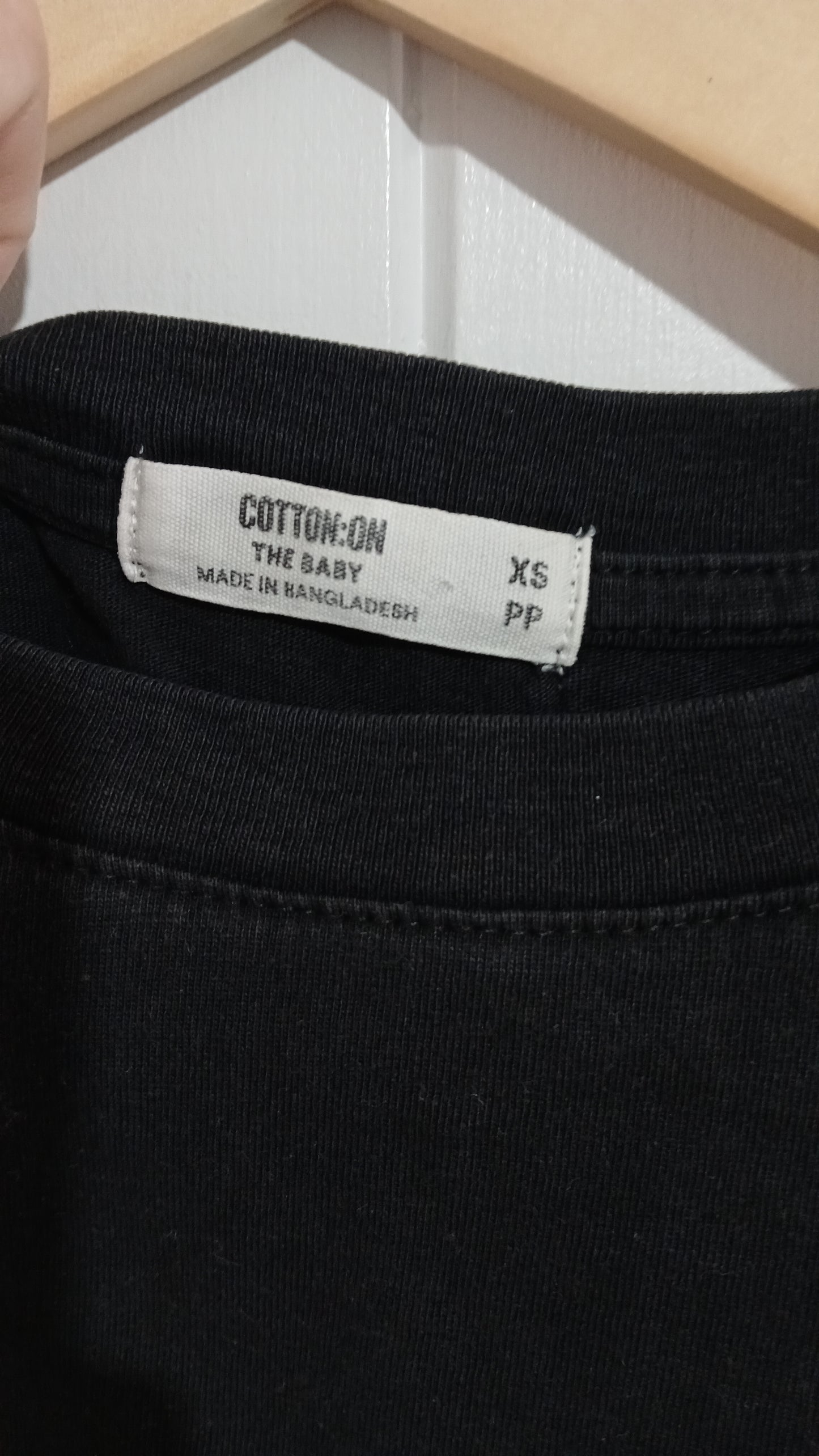 (XS) Cotton On | Black Crop Tee