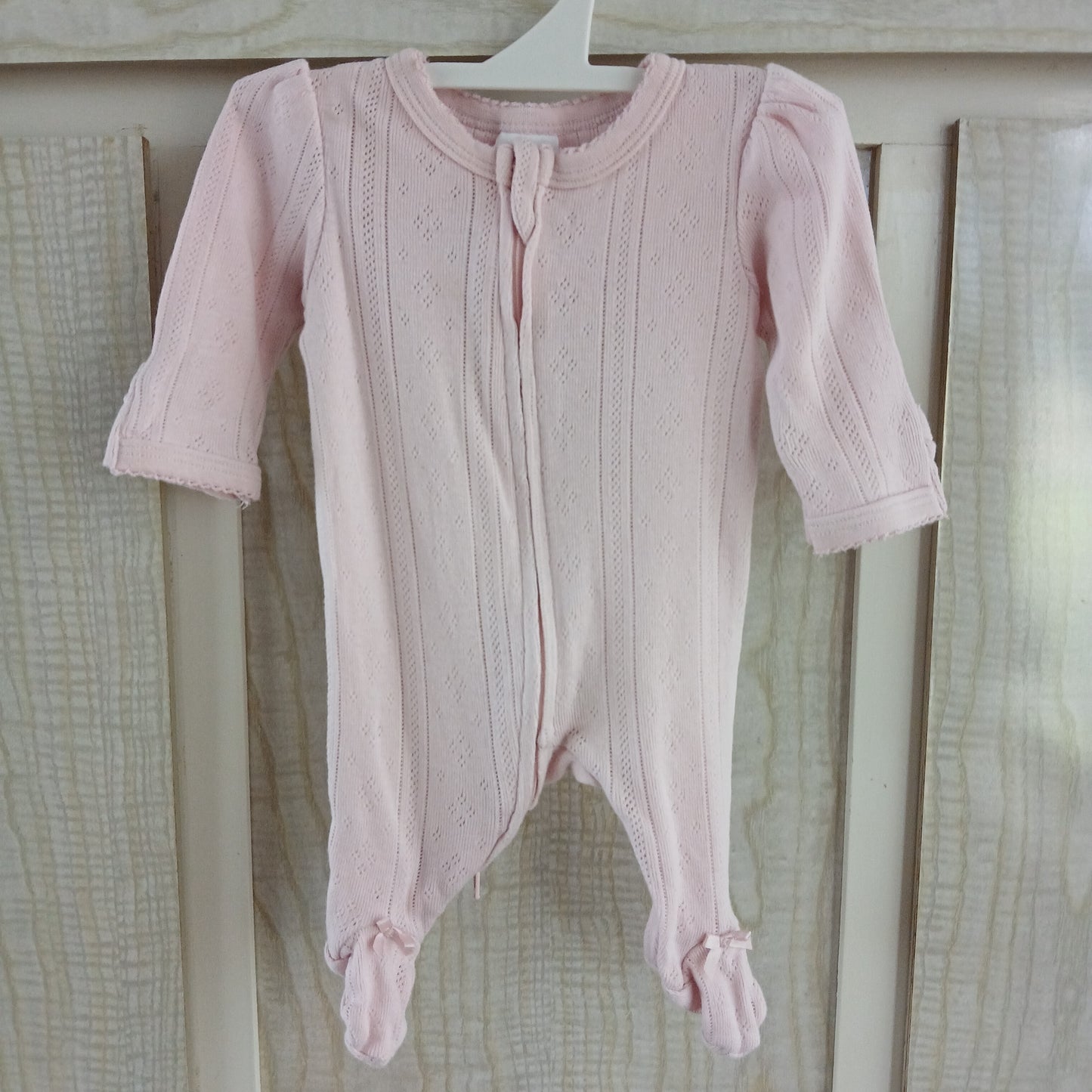 (00000) Pink Lace L/S Bodysuit