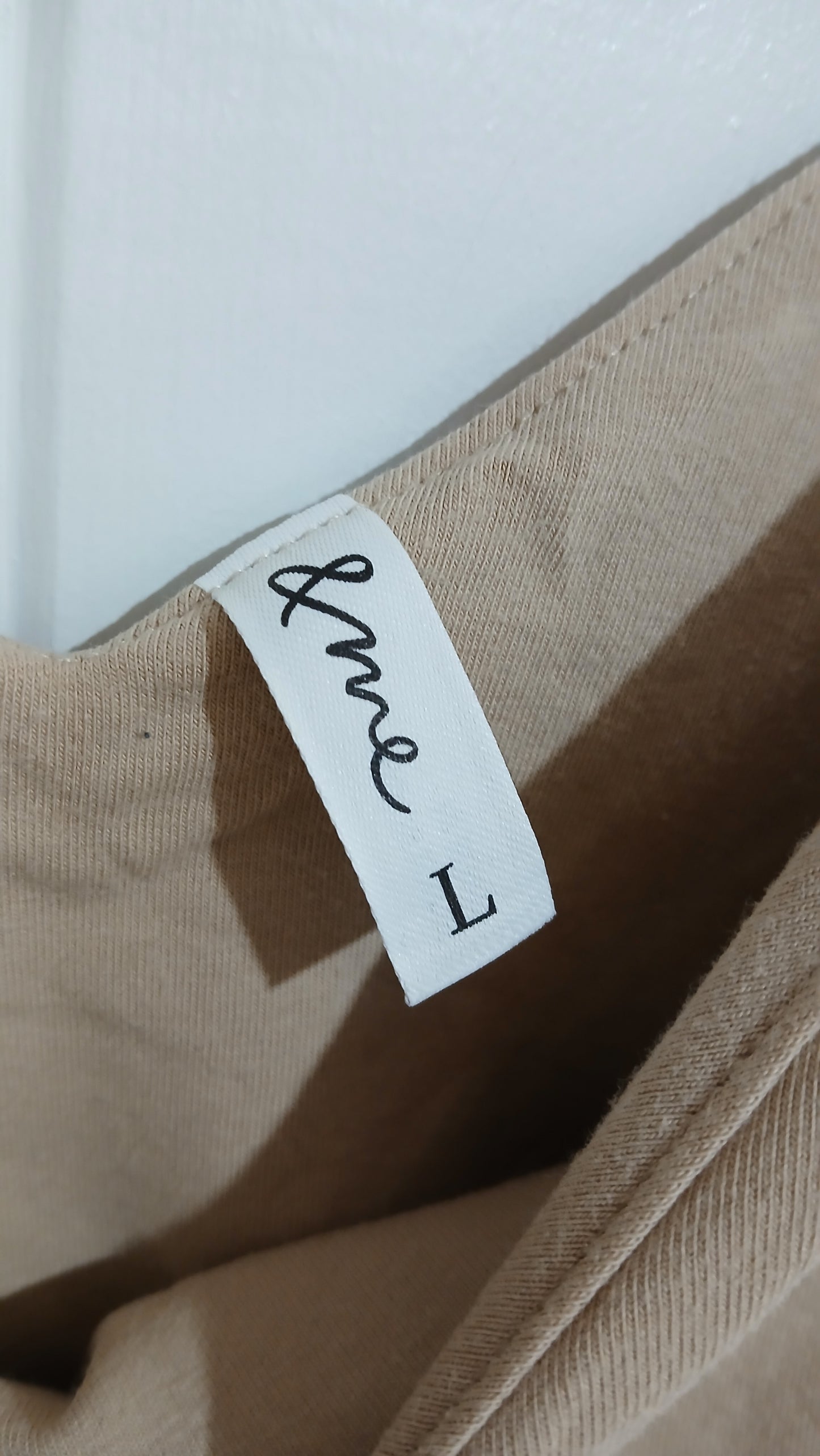 (L) &me | Cream Tank with shelf bra