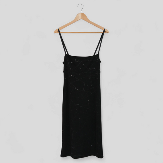 (10) Equipment | Dress