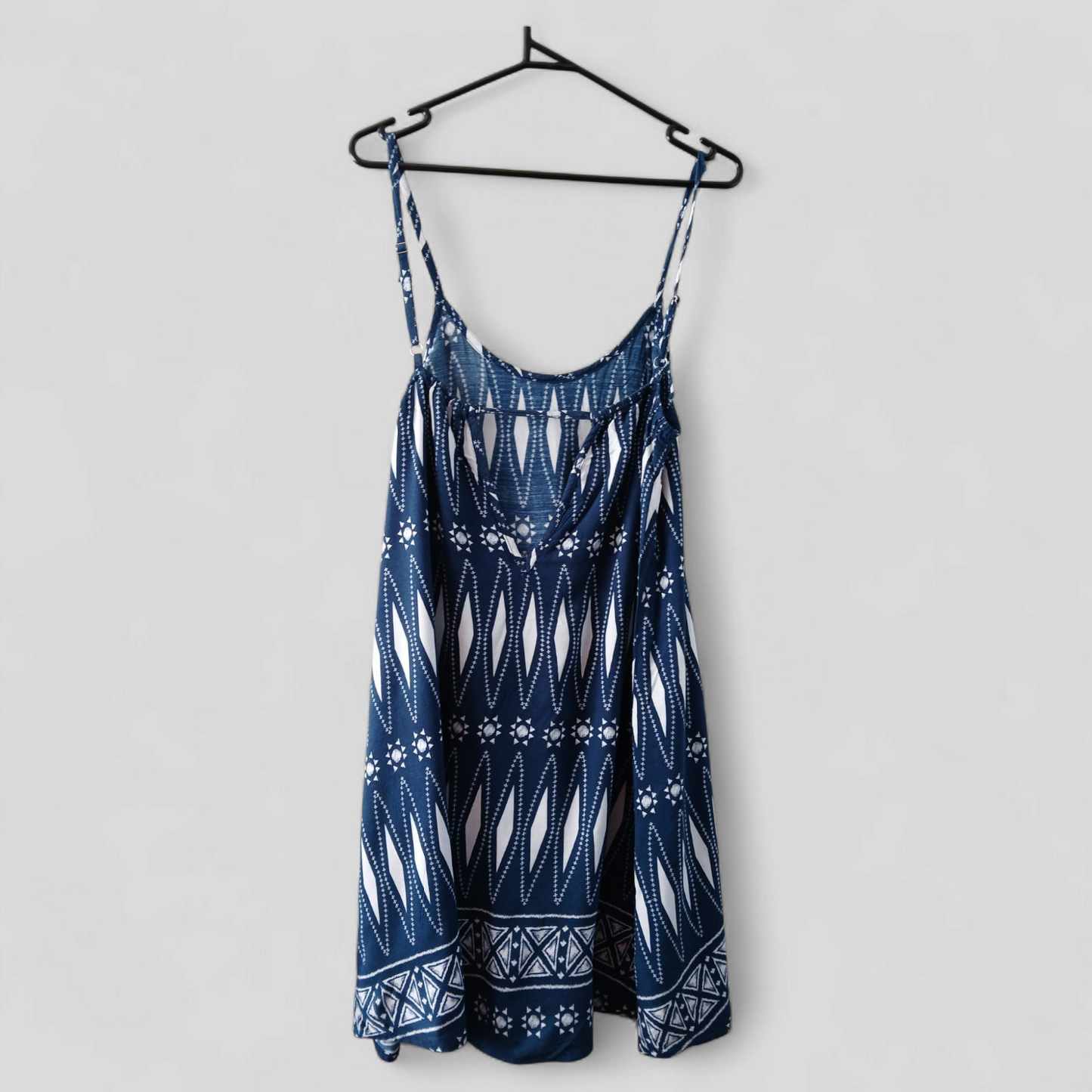 (10-12) Sundrenched Australia | Navy Patterned Dress