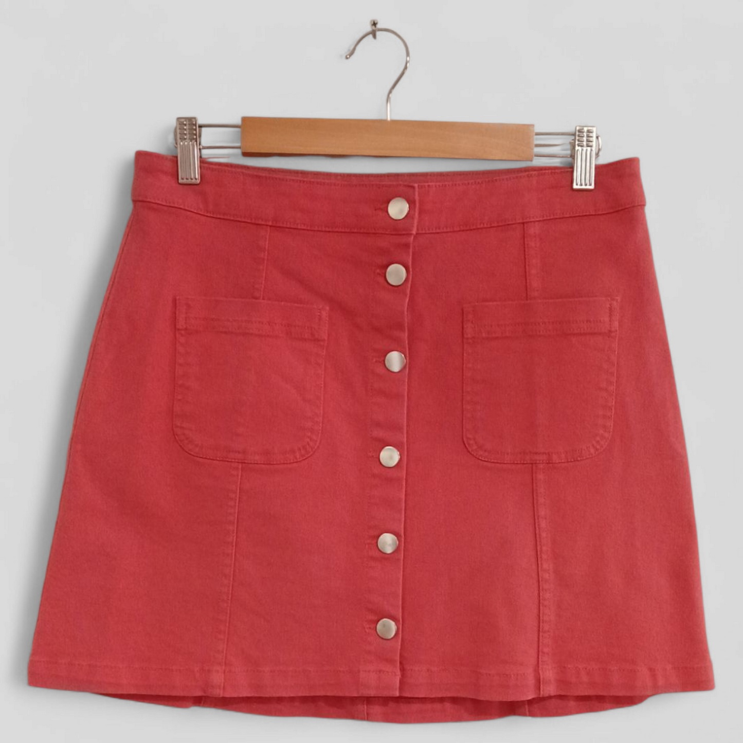 (10) Divided | Skirt Red Button front