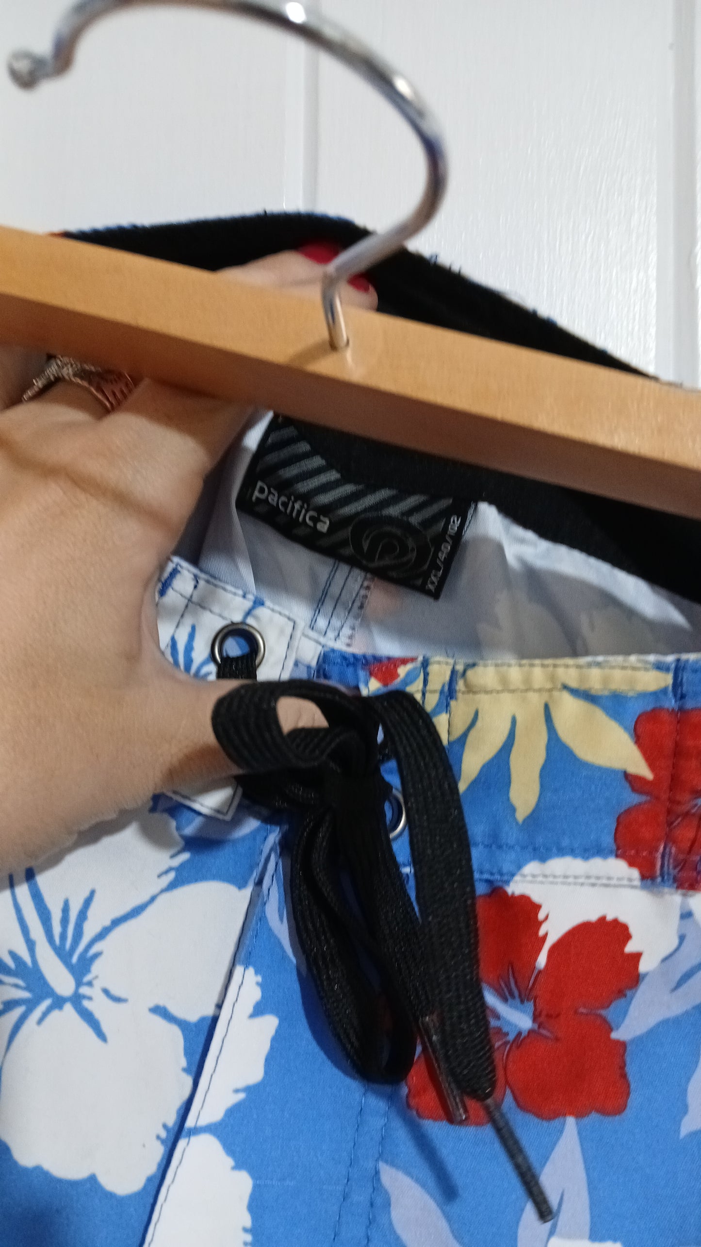 (102) Pacifica | Floral Board Shorts