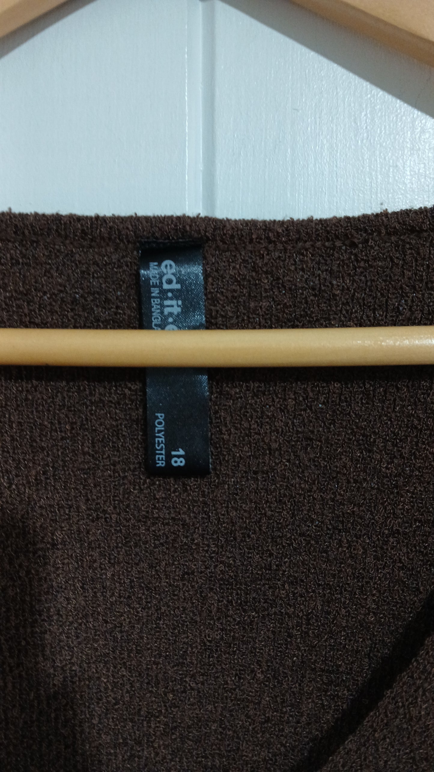 (18) Edited | Brown Pull Over