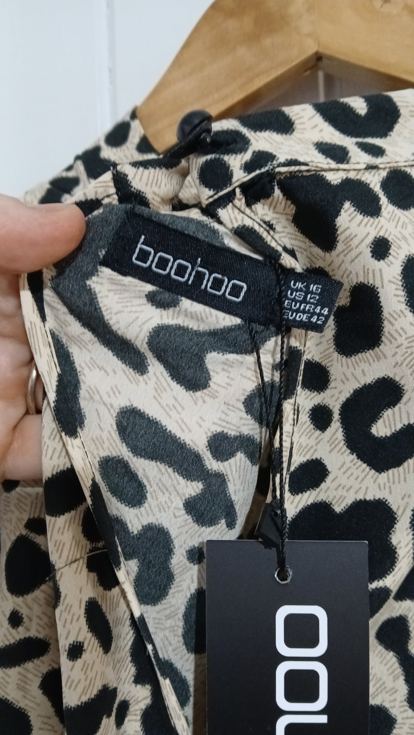 (16) BNWT | Boohoo | Animal Print Playsuit