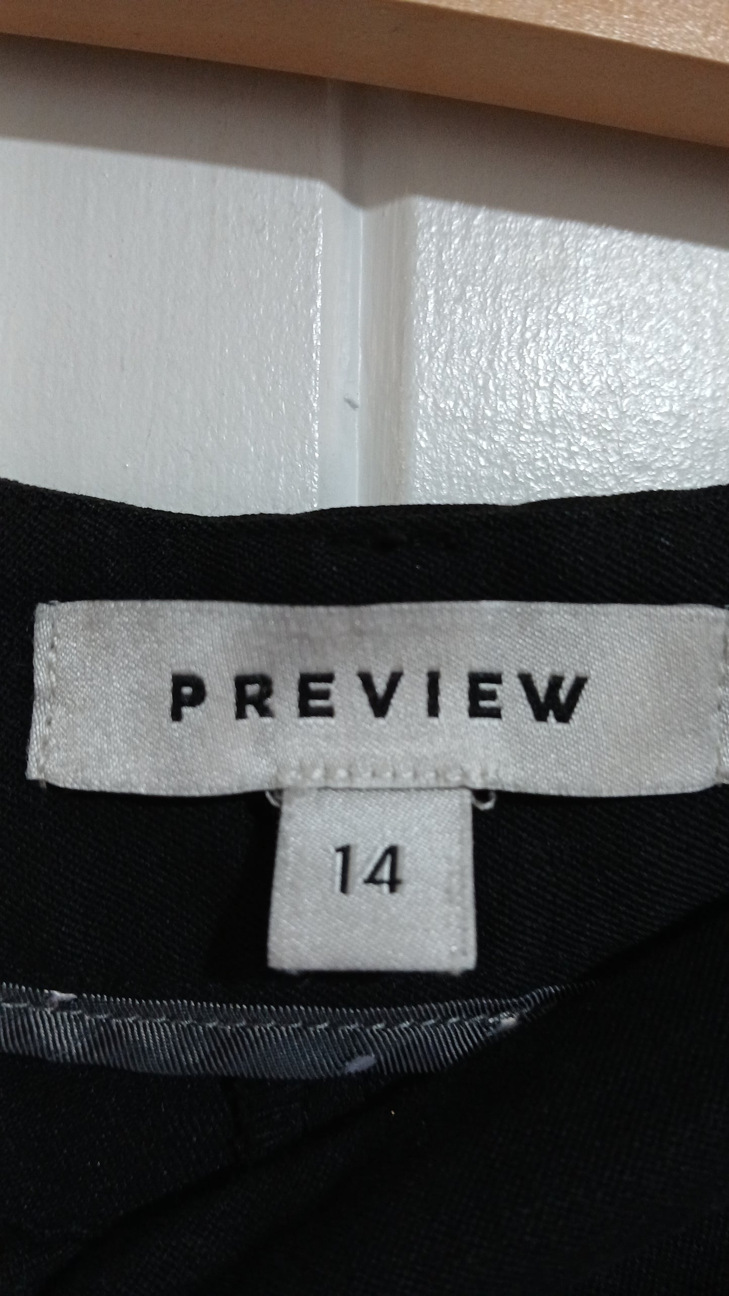 (14) Preview | Black Pants