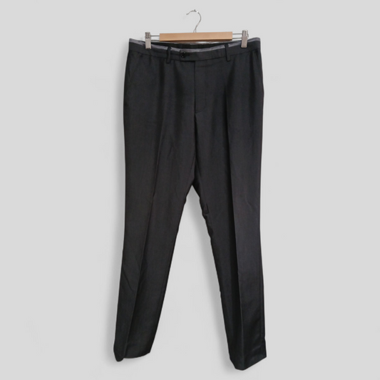 (32) Connor | Slim Dark Grey Pants
