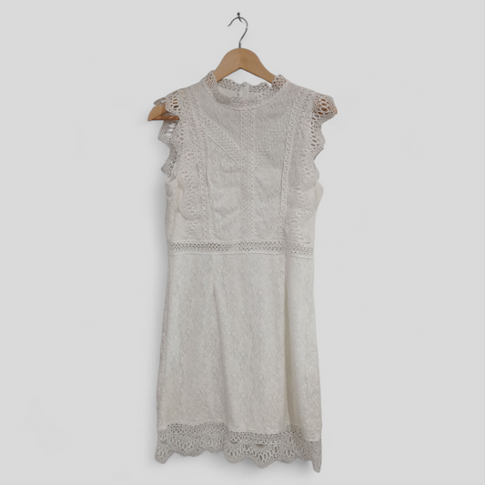 (L) Gomorn | White Lace Dress