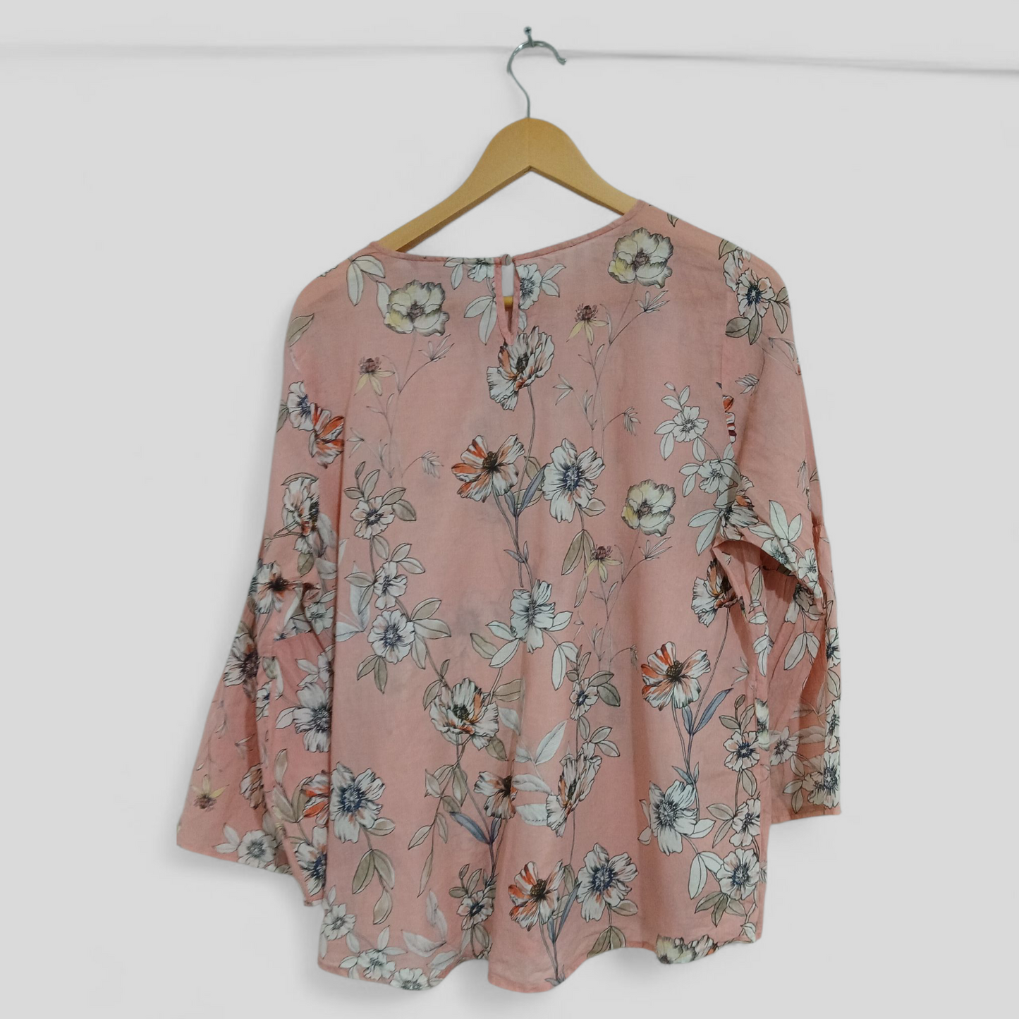 (16) Yarra Trail | Floral Blouse