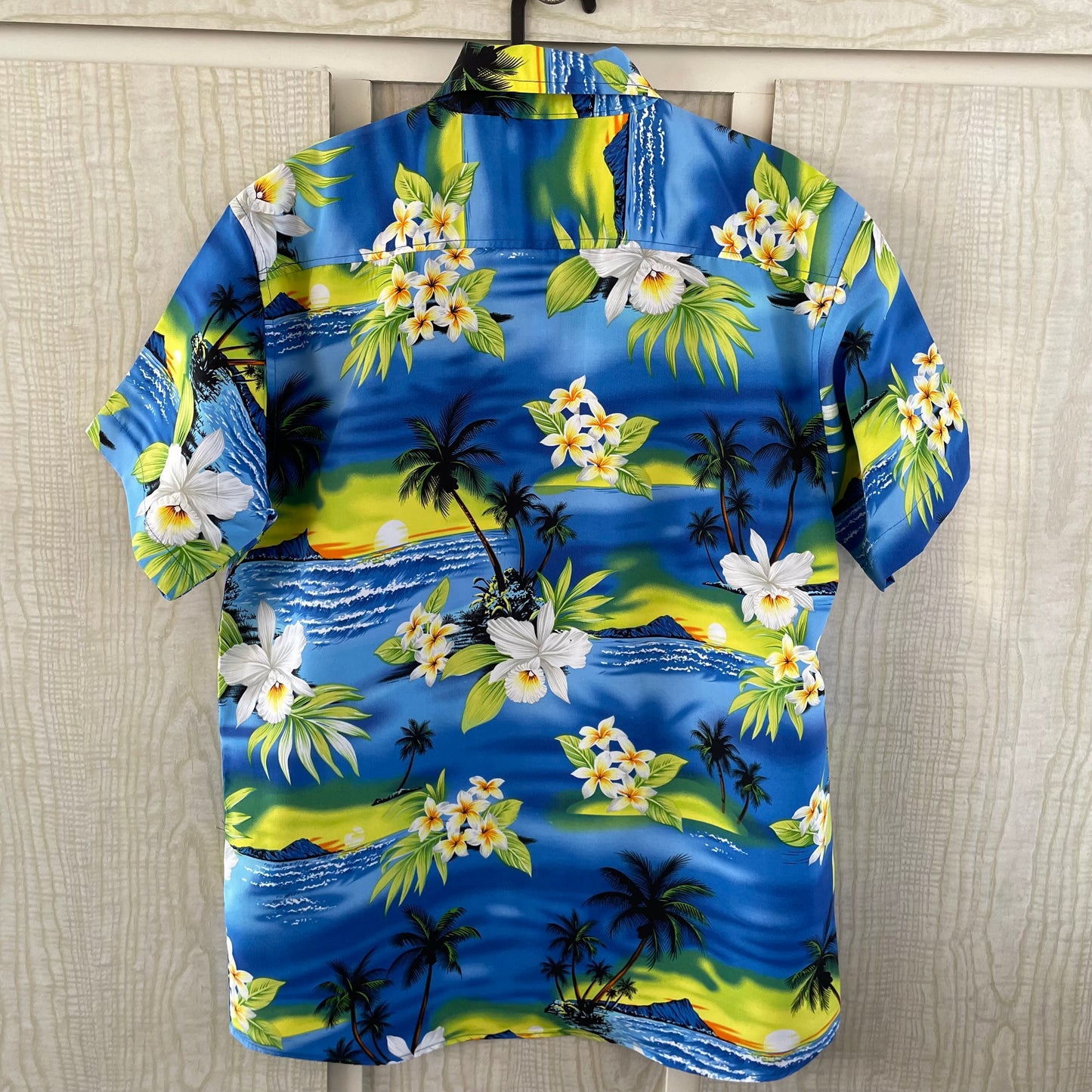 (S) Men's Hawaiian Shirts - MULTIPLE DESIGNS AVAILABLE. CLICK TO VIEW