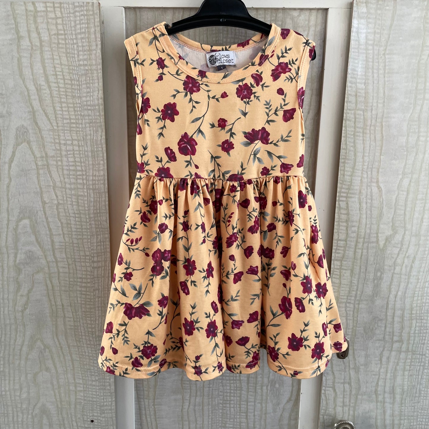 (1) Arlows Closest Yellow Red Roses Dress